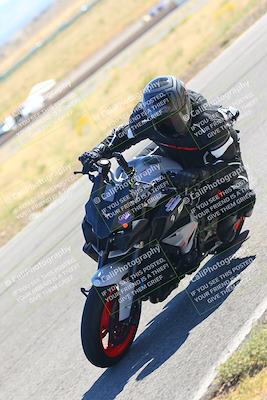 media/Oct-15-2023-TrackXperience (Sun) [[85198ff50b]]/Group 2/session 4 turn 3/